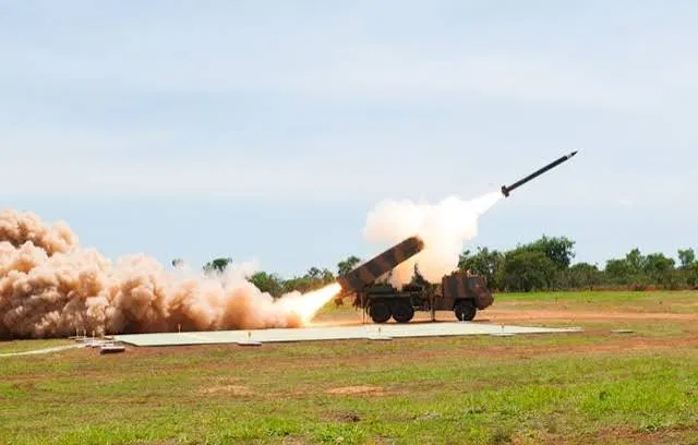 Sistema de lançamento Astros do Comando de Artilharia do Exército Brasileiro